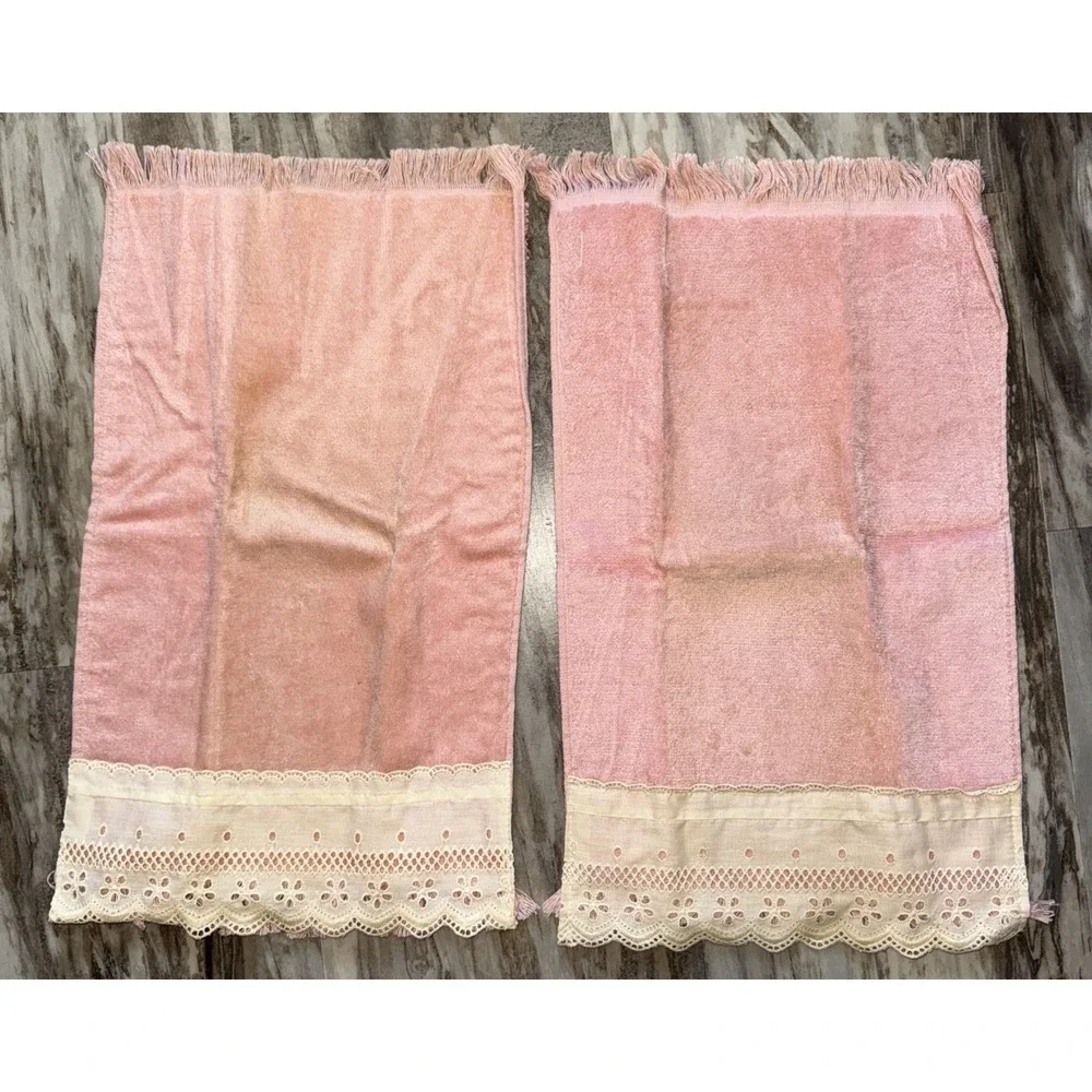 Set Of Vintage Ames Guest Hand Towels Pink Lace Edge Trim Cottagecore MCM